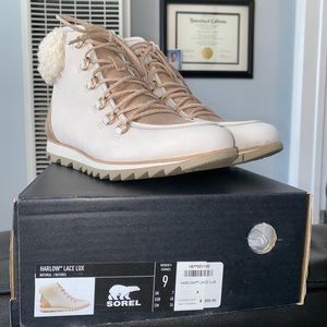 Sorel Harlow booties